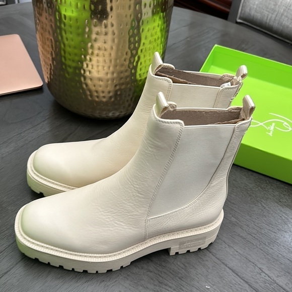 SAM EDELMAN LAGUNA CHELSEA BOOT - Picture 7 of 9